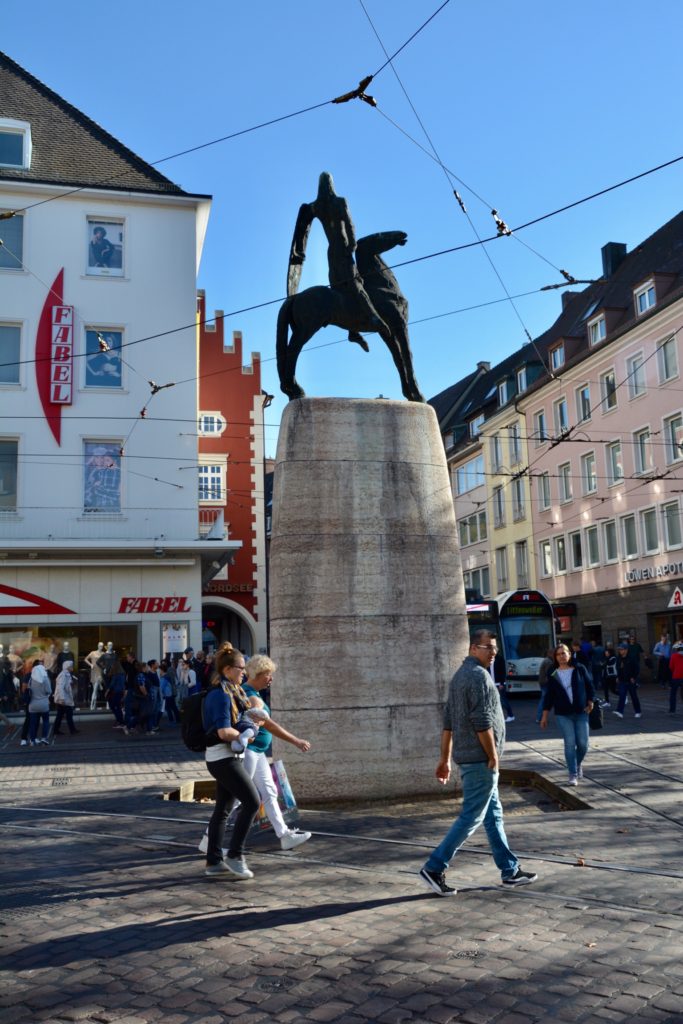 Bertoldsbrunnen, Nikolaus Röslmeir