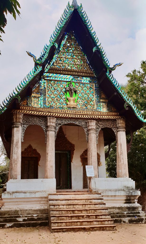 Λάος ναός